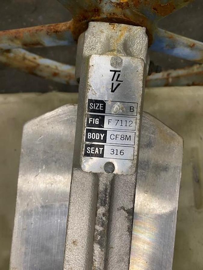 Used MANUAL STAINLESS STEEL KNIFE GATE VALVES 4" LOT OF (8)