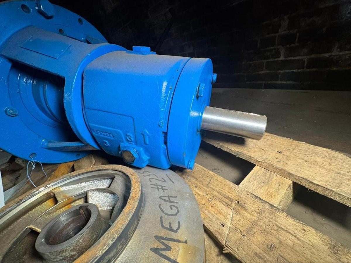 Used POWER END PULLOUT PUMP PART 316 STAINLESS STEEL