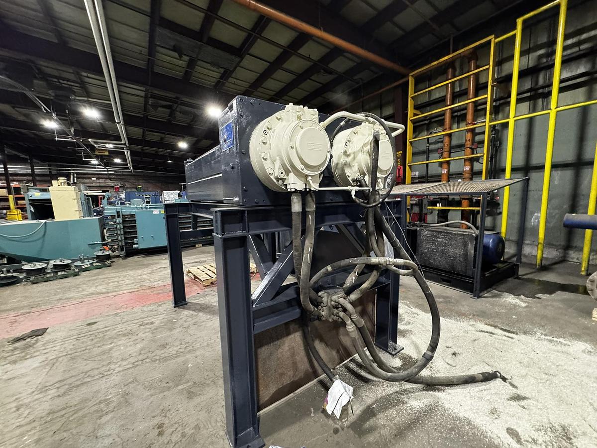 Used SHRED TECH MODEL ST-100 DUAL SHAFT SHREDDER 150HP