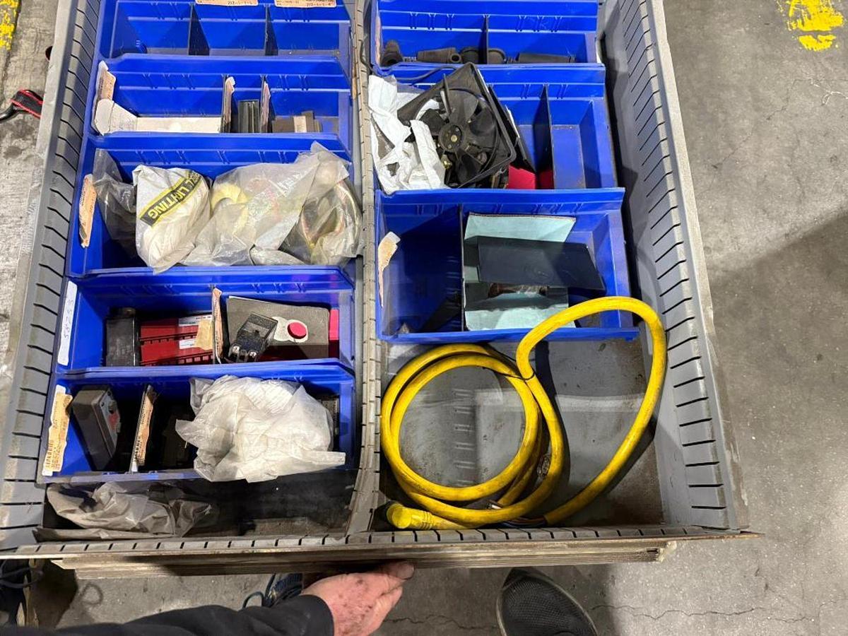 Used LYON MSSII 10 DRAWR TOOL CABINET CONTENTS NOT INCLUDED