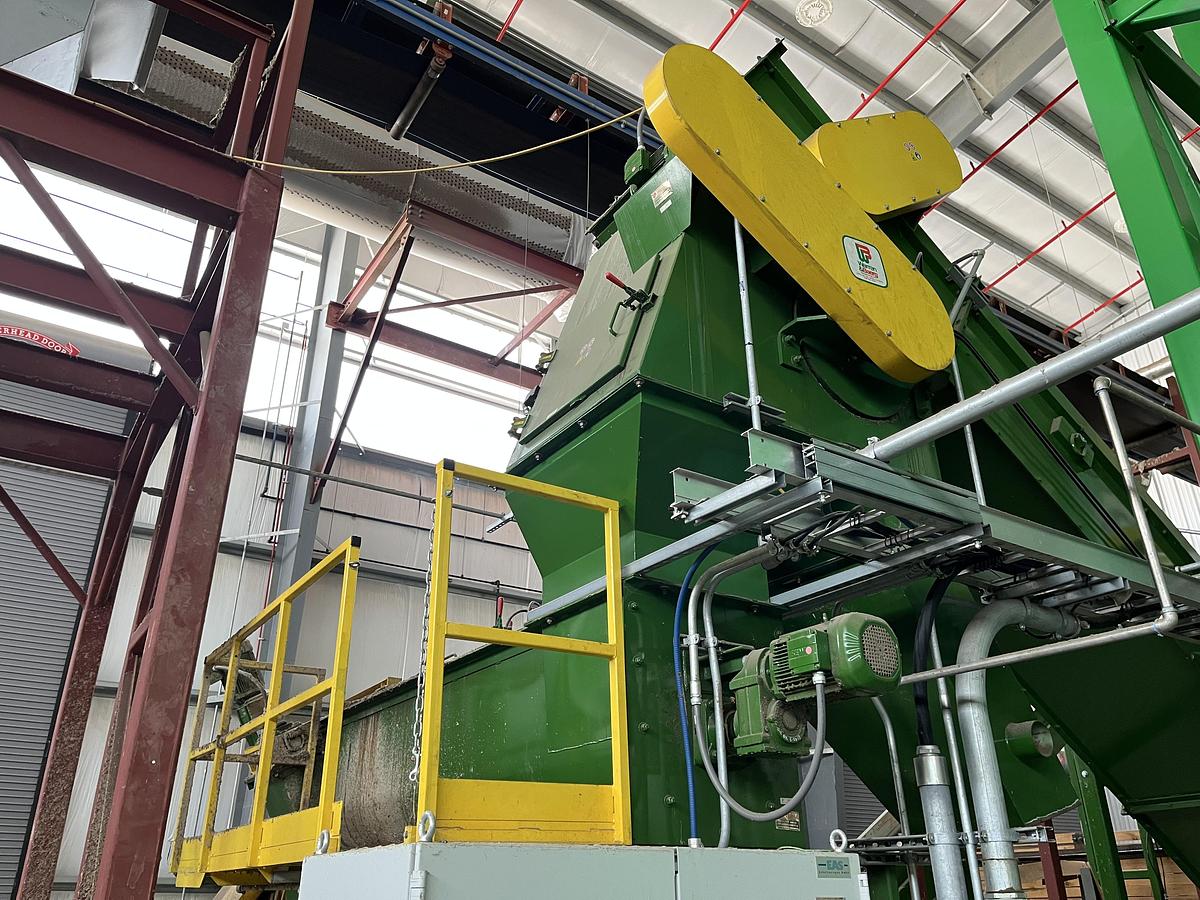 Used WARREN & BAERG MODEL W-250 CUBER FOR BIOMASS, STRAW OR RECYCLED PRODUCTS - MFG 2017