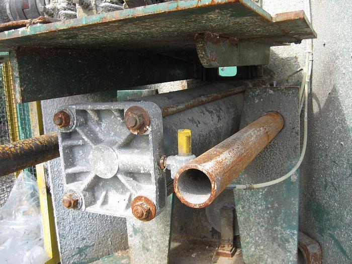 Used 72" WIDE ROLL SPLITTER