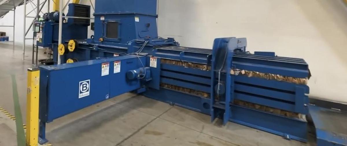 Refurbished BALEMASTER MODEL EO-720 HORIZONTAL AUTOTIE BALER 10" CYLINDER 50HP - REFURBISHED