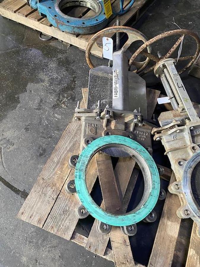 Used ITT 12" DIA. MANUAL SLIDE GATE VALVE T-316 S/S