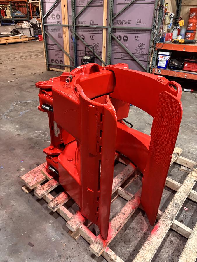 Used 2016 BOLZONI ARAMO ARC-90-1060PE 60" DIAMETER ROLL CLAMP