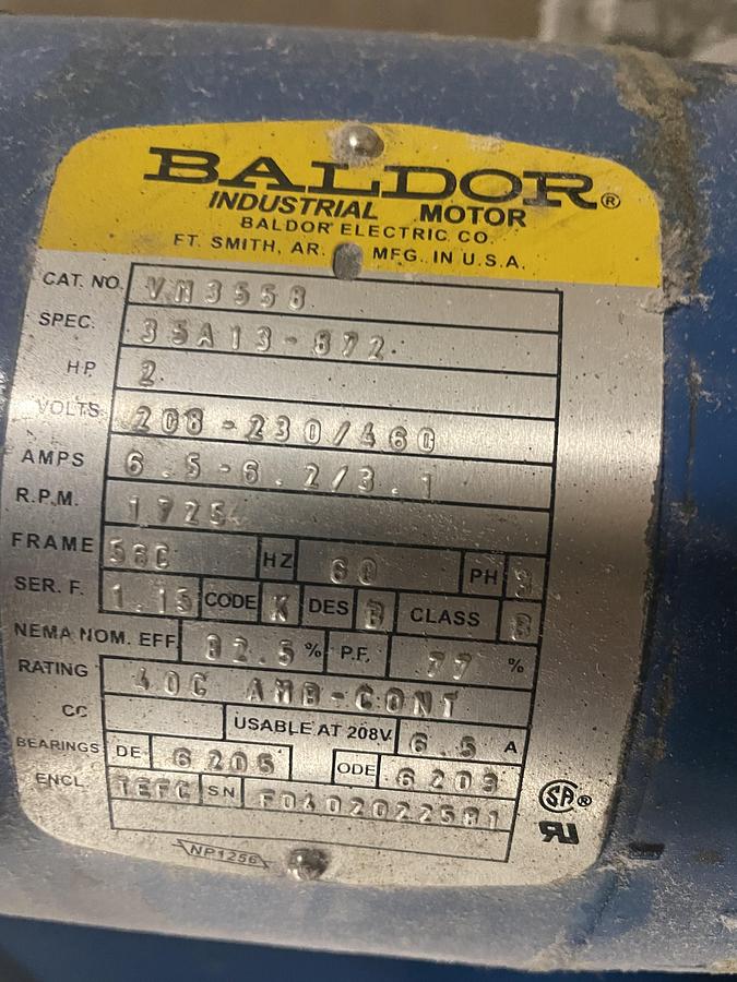 Used AMERICAN HORIZONTAL CLOSED DOOR BALER WITH SELCO CONVEYOR