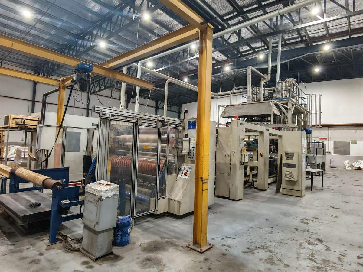 Used 86.6"(2200mm) WIDE REIFENHAUSER 5 LAYER CAST FILM LINE