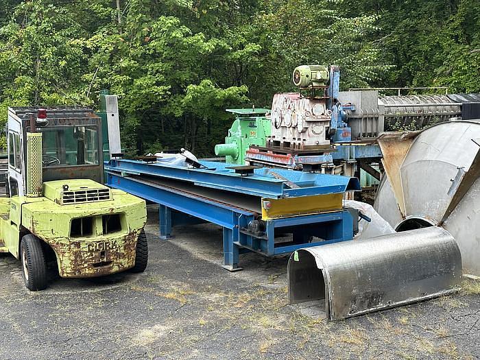 Used PULPER CONVEYOR RUBBER BELT 257" LENGTH 39" BELT WIDTH