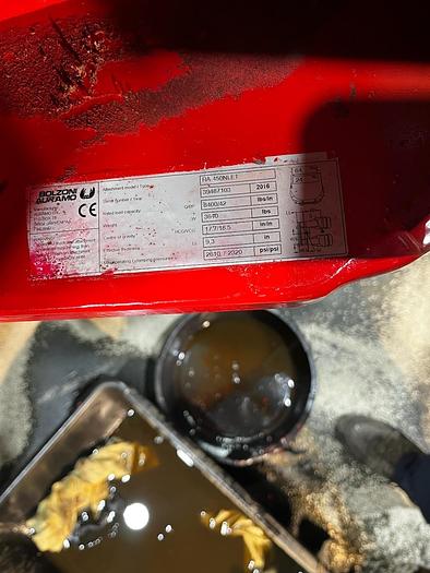 Used 84" BOLZONI AURAMO ROLL CLAMP