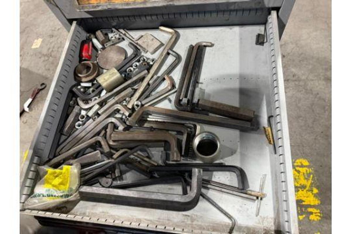 Used LYON 11 DRAWER TOOL CABINET CONTENTS NOT INCLUDED