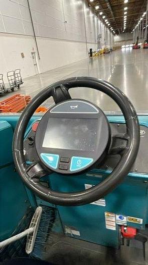 Used TENNANT M17 BATTERY-POWERED RIDE-ON SWEEPER-SCRUBBER