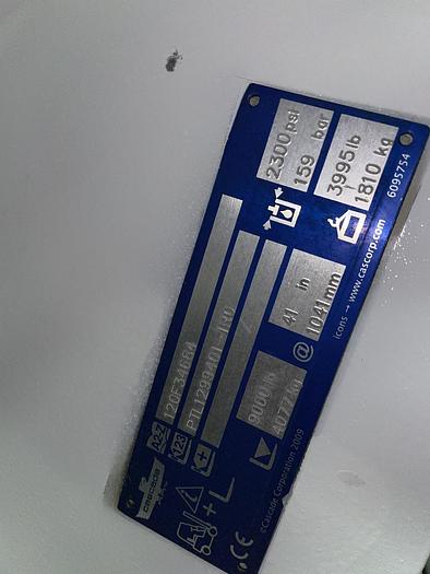 Used CASCADE 120F34684 82 INCH CLASS IV ROLL CLAMP