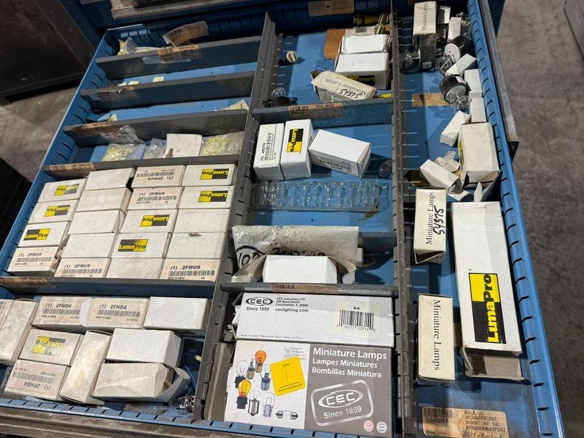 Used LYON 17 DRAWER 100L CABINET CONTENT NOT INCLUDED