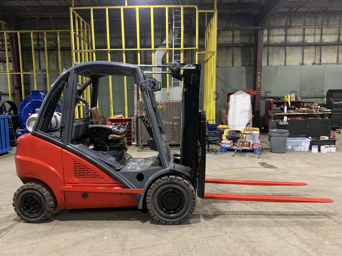 Used 5,000 LB. LINDE MDL H25T  2-STAGE MAST LH89"/RH120" CLASS III PNEUMATIC TIRES
