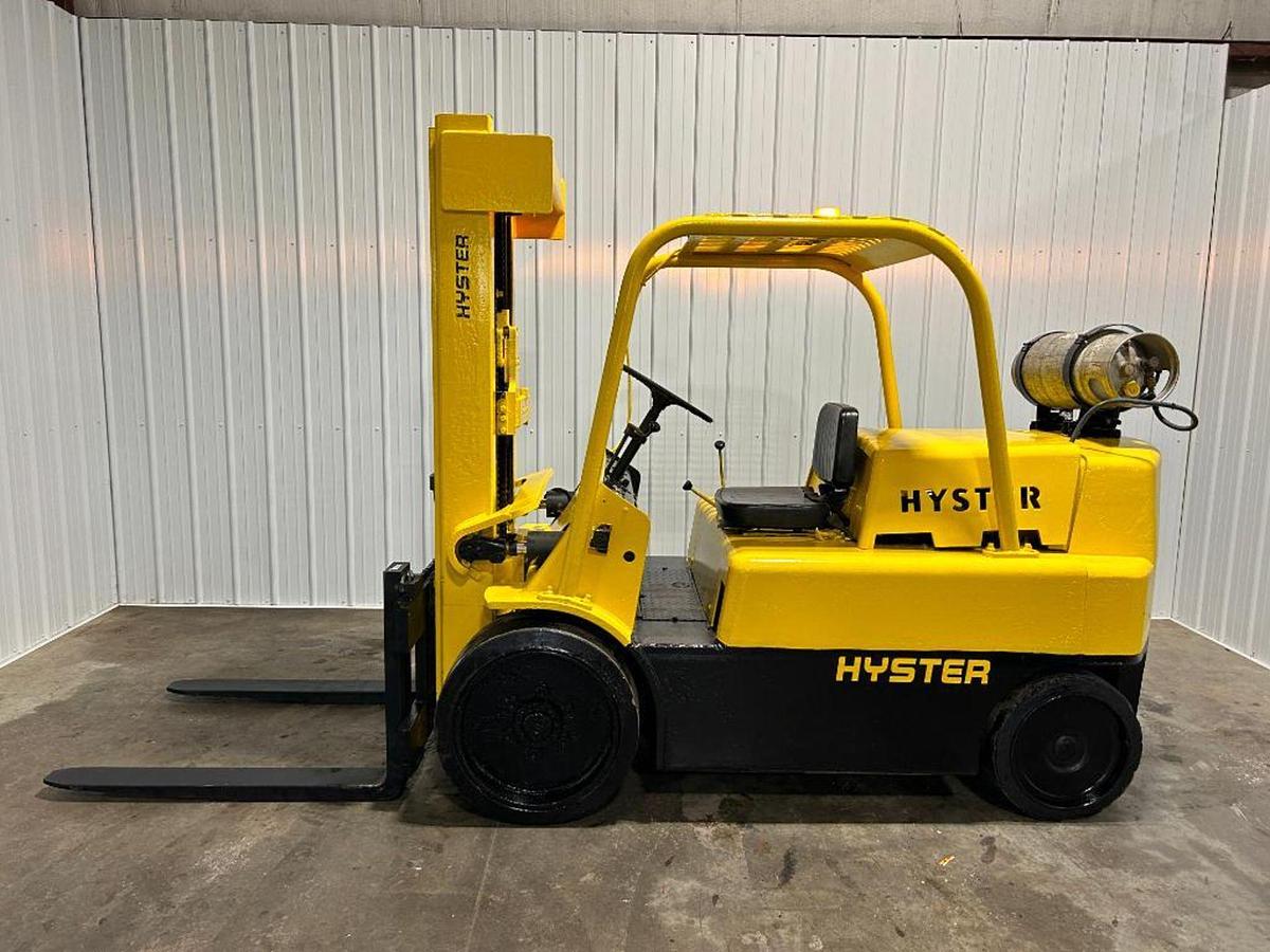 Used 15,000 LB CAPACITY HYSTER S150A 3 STAGE MAST RIGGING SPECIAL