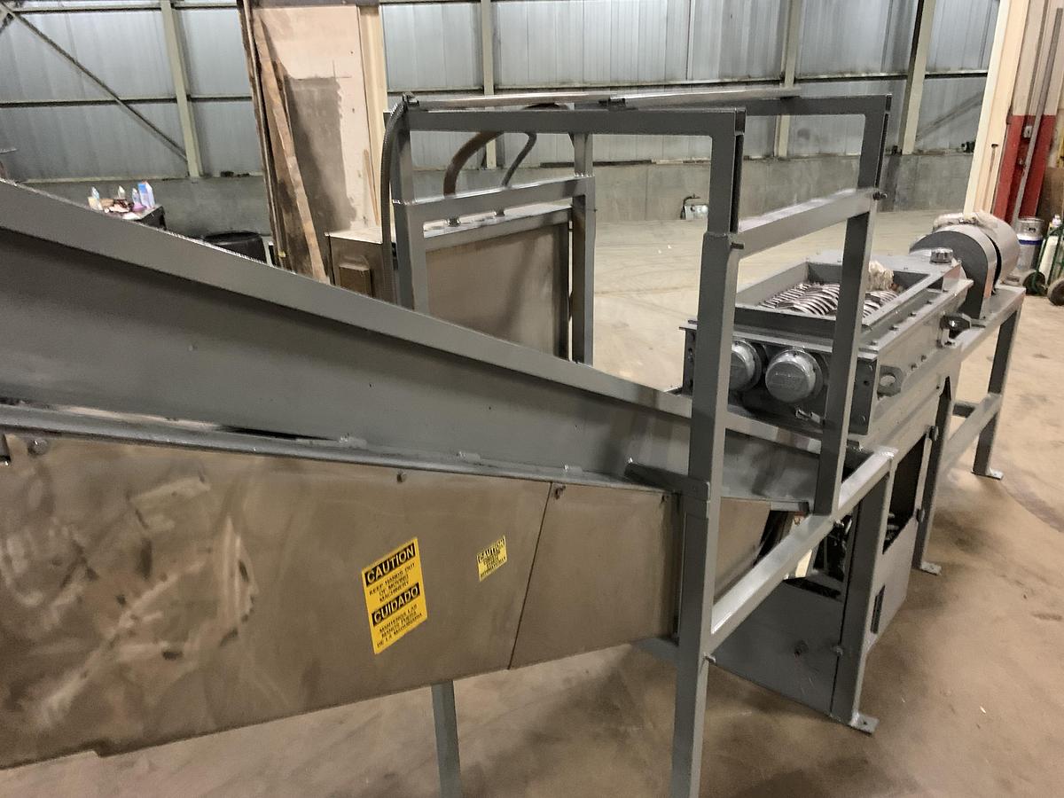 Used 25 HP SSI SHREDDER DUAL SHAFT SHREDDER