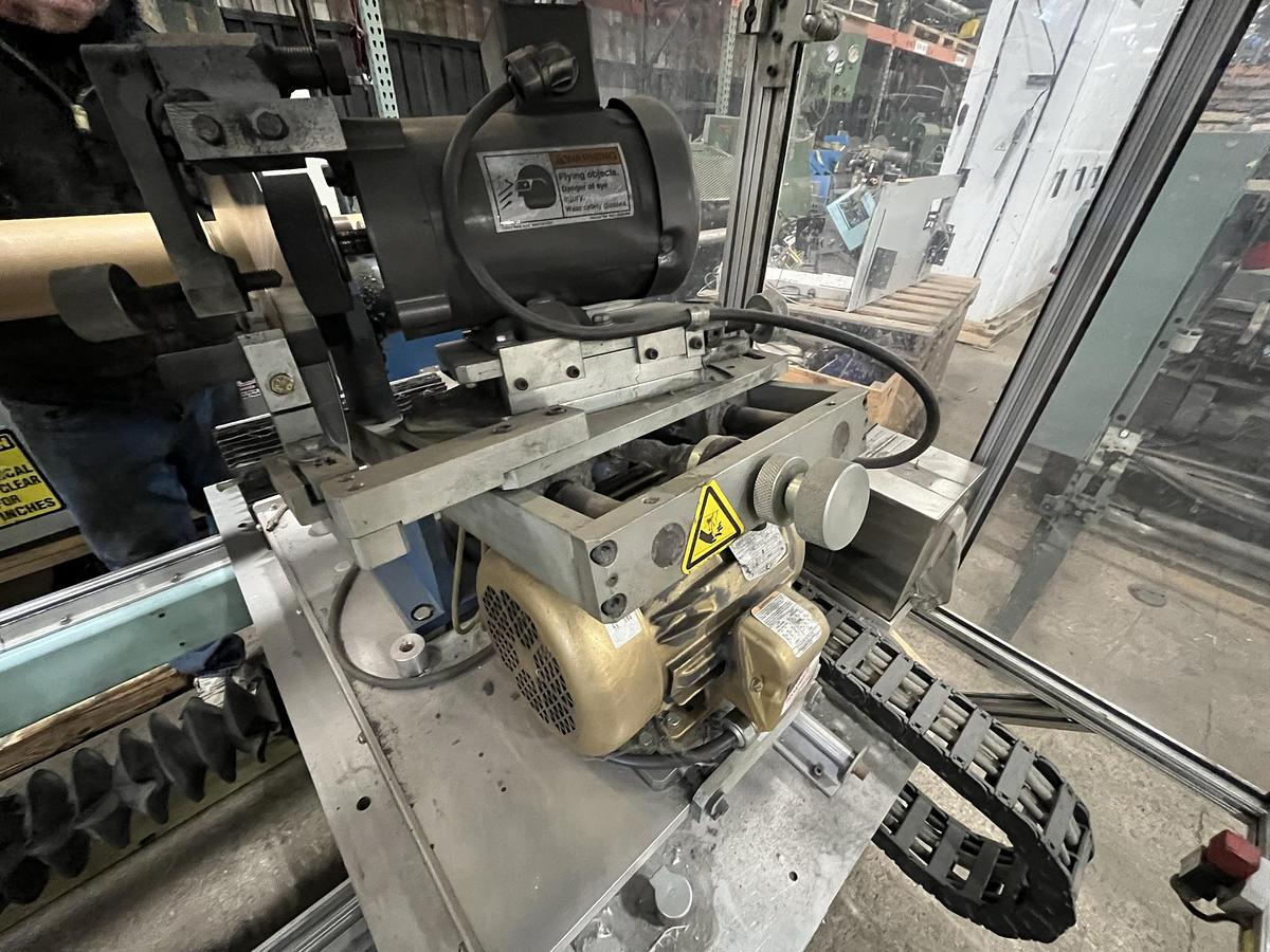 Used LEVER AUTOMATIC SINGLE KNIFE BALONEY CUTTER 16" DIAMETER 