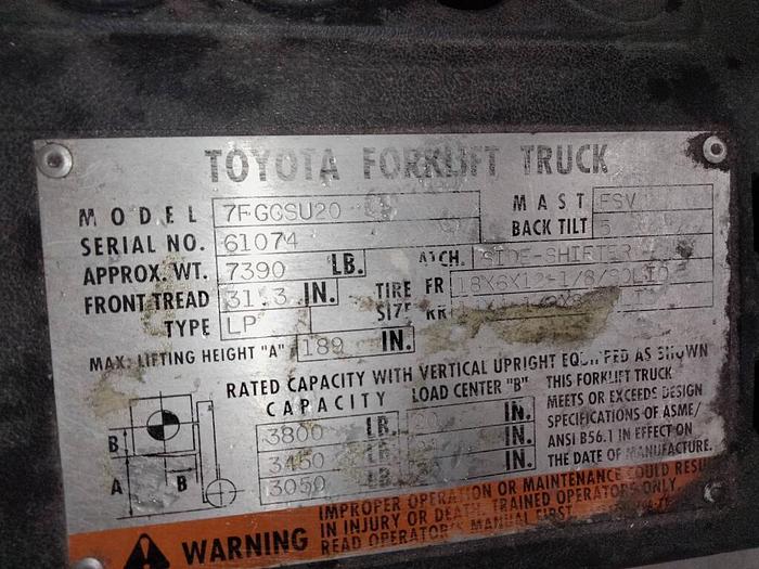 Used TOYOTA 7FGCSU20 4000LB CAPACITY FORKLIFT WITH SIDE SHIFT