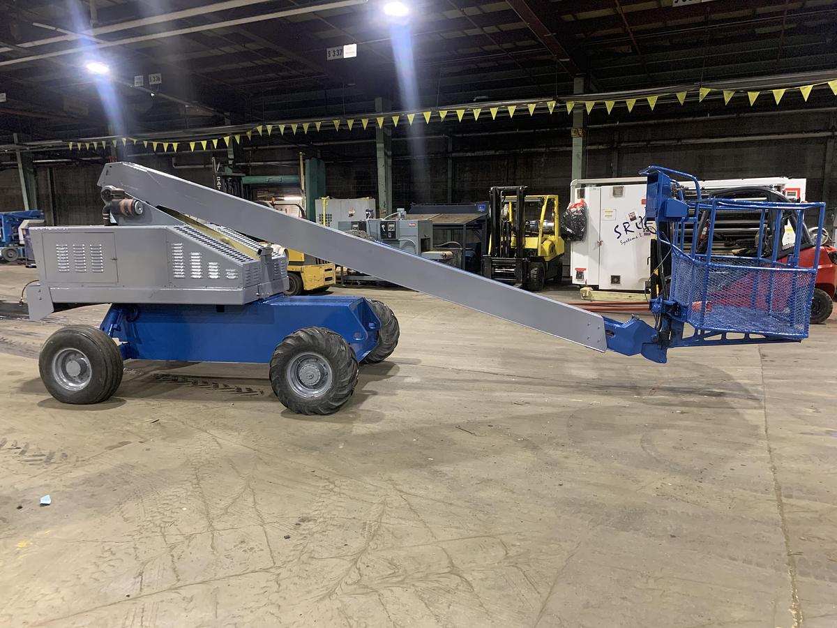 Used SNORKOL BOOM LIFT