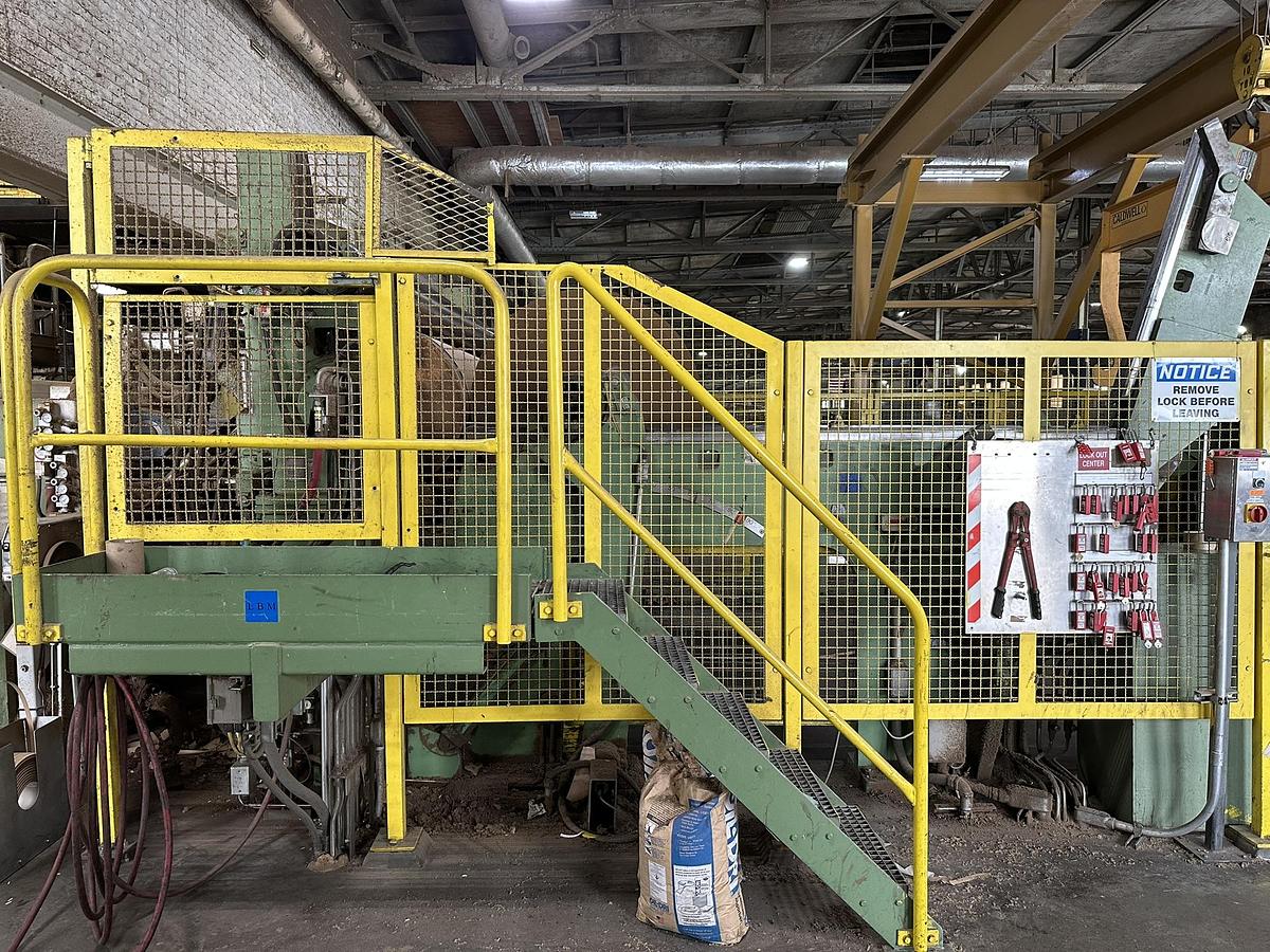 Used 110" (2.8M) VOITH FOURDRINIER PAPER MACHINE WITH DUOFORMER D SHOE PRESS SECTION MANUFACTURED 2002