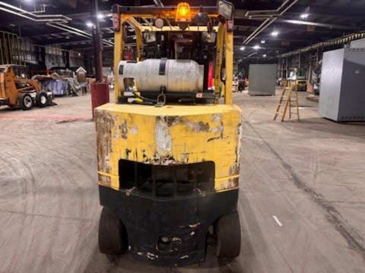 Used 12,000 LB. YALE MDL GLC120VXPRS LH92"/RH185" WITH 72" CASCADE PAPER ROLL CLAMP MANUFACTURED 2019