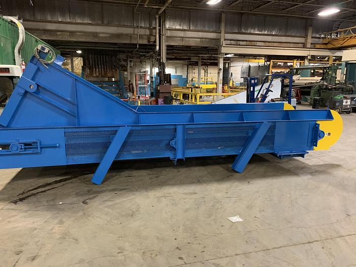 Used SHRED-TECH SHREDDER WITH TWIN 40 HP MOTORS