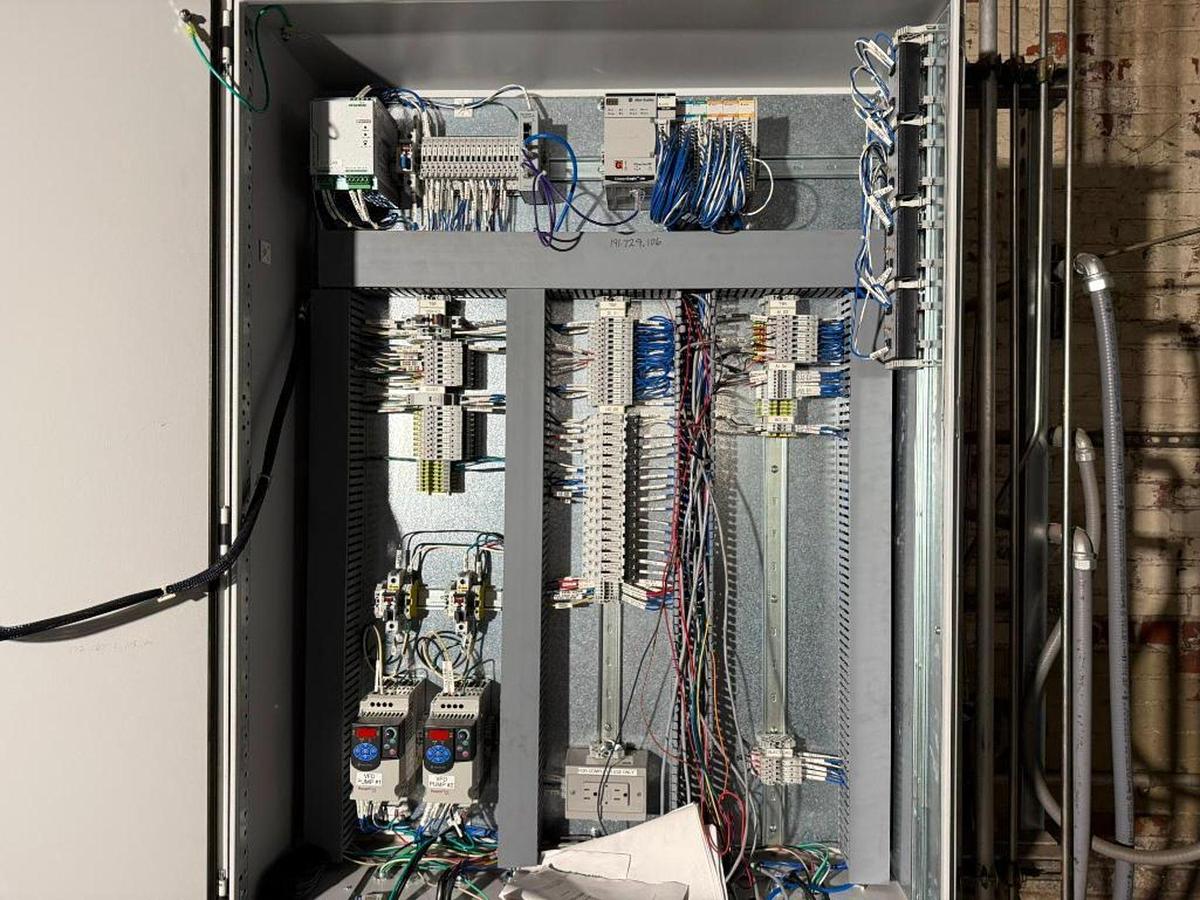 Used UREA INJECTION SKID WITH ALLEN BRADLEY CONTROLS