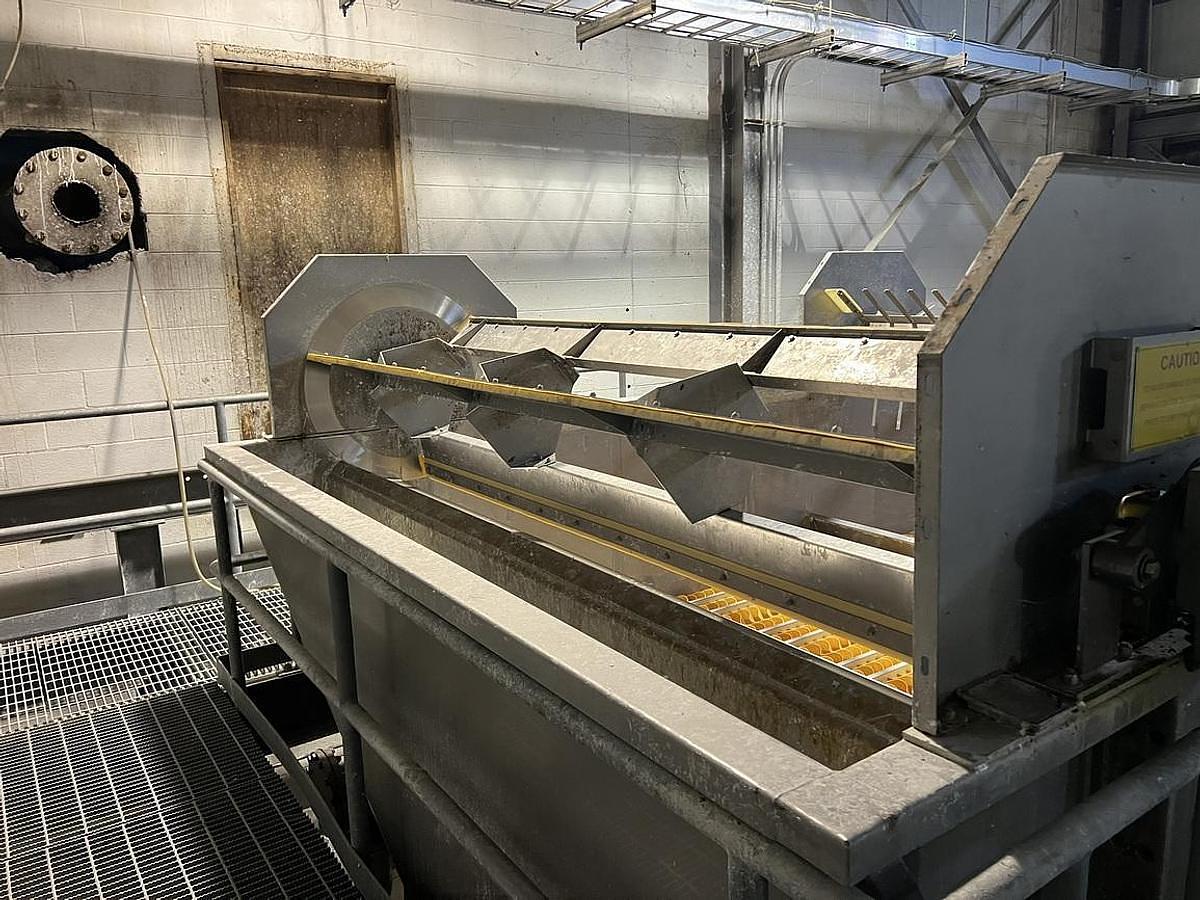 Used POSEIDON MODEL PPM-350E DAF CLARIFIER 1500 GPM