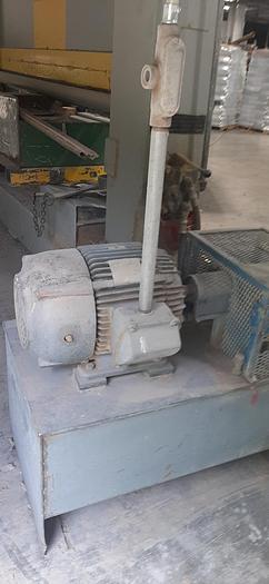 Used O.J MURRAY 96" WIDE X 80" DIA. ROLL SPLITTER