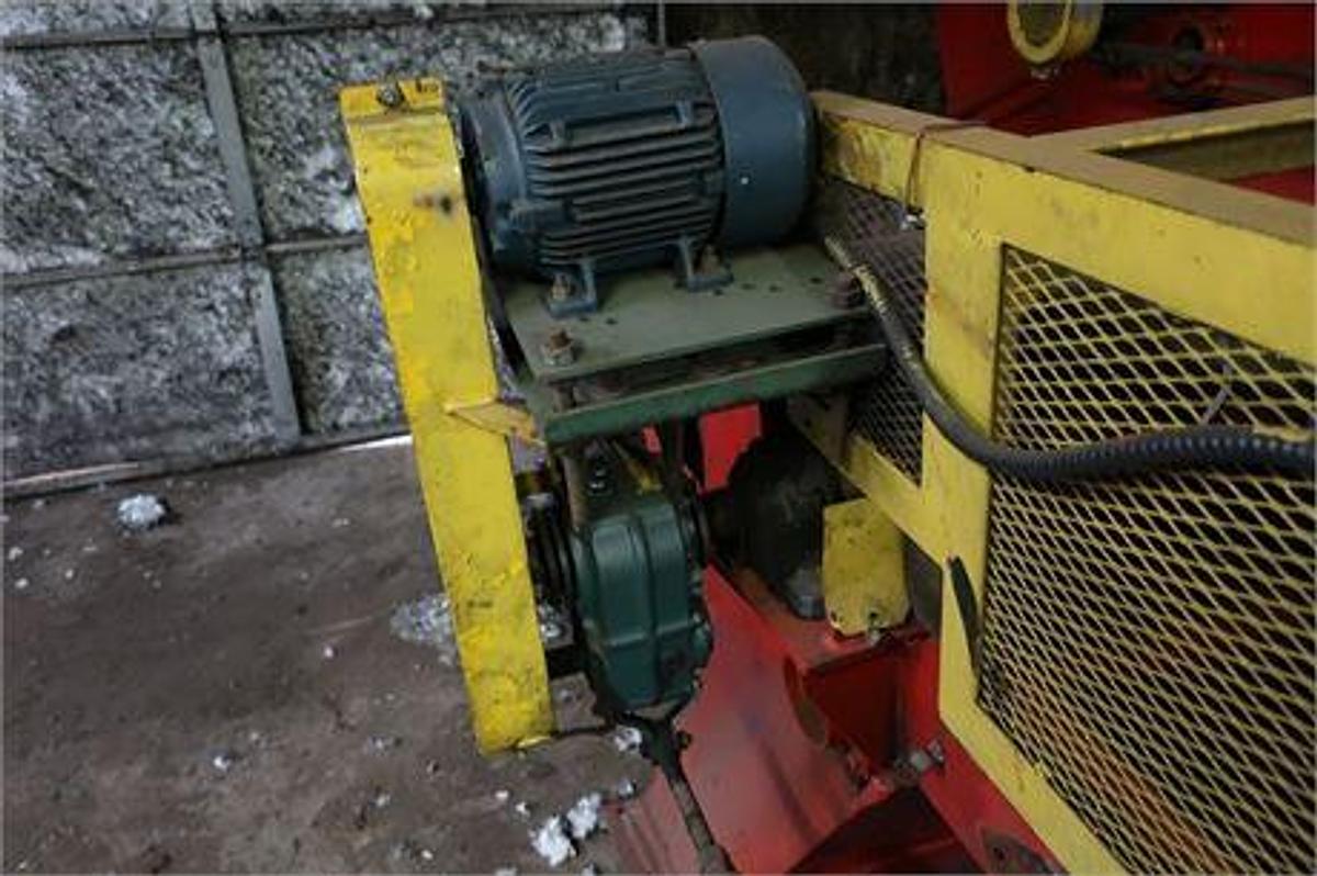 Used CIMP MODEL PCR 1600 TIRE SHREDDING LINE WITH 200HP CIMP 1600 GRANULATOR & 125HP CIMP 1200 GRANULATOR