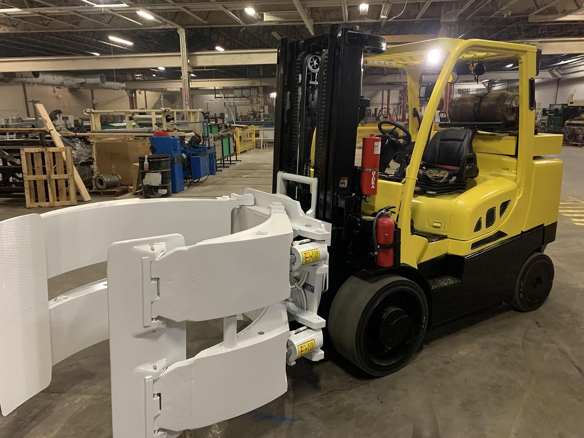 Used 15,500LB. HYSTER MDL S155FT LH/RHWITH 84" CASCADE EXTRA HEAVY CASCADE PAPER ROLL CLAMP MFG 2019