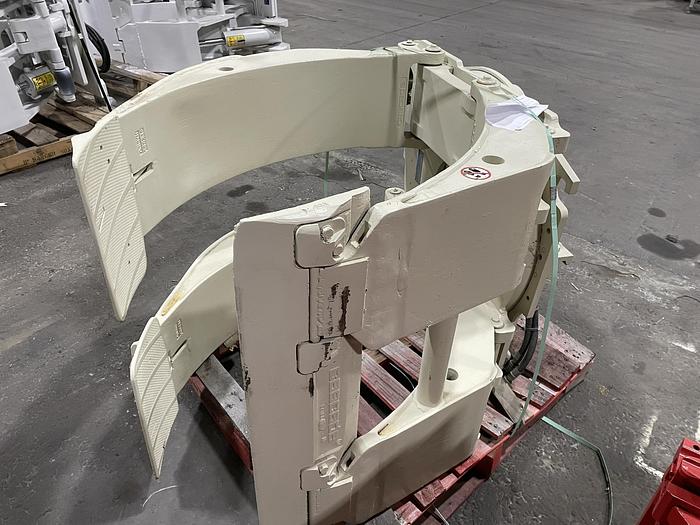Used CASCADE 72G-RDF-104 PAPER ROLL CLAMP 64 INCH DIAMETER CLASS II/III/IV