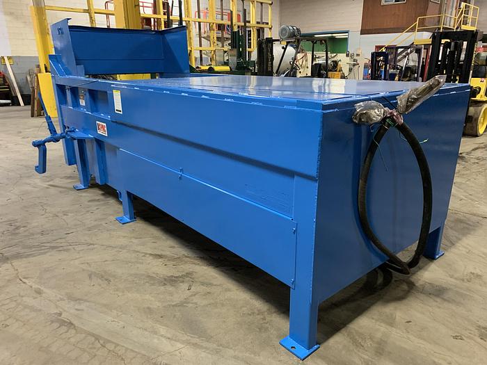 Used SHRED-TECH AZ-80 SHREDDER WITH COMPACTOR AND CONVEYOR