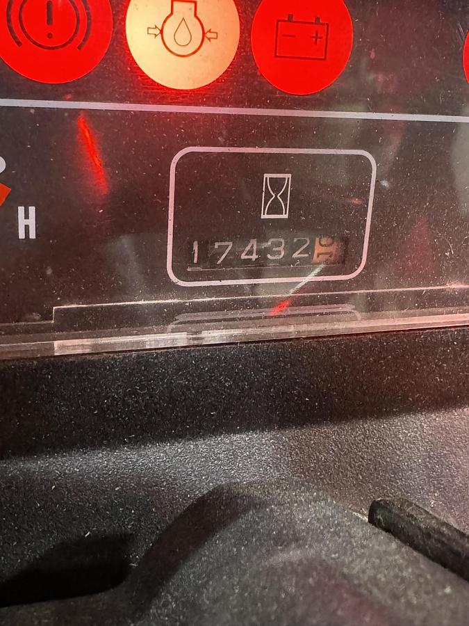 Used CATERPILLAR MODEL GC55KSTR FORKLIFT