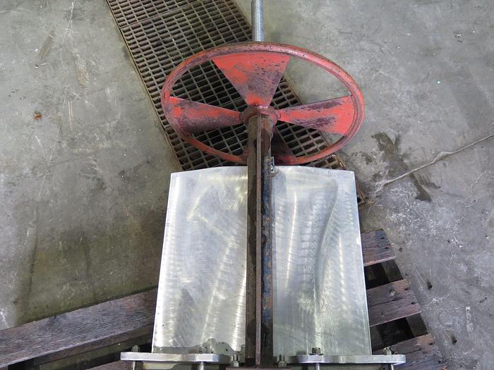 Used 20" ROVALVE  MANUAL KNIFE GATE VALVE