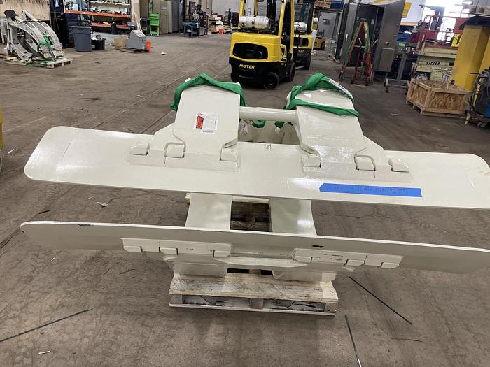 Used CASACDE R60G-RCP TISSUE ROLL CLAMP CLASS III