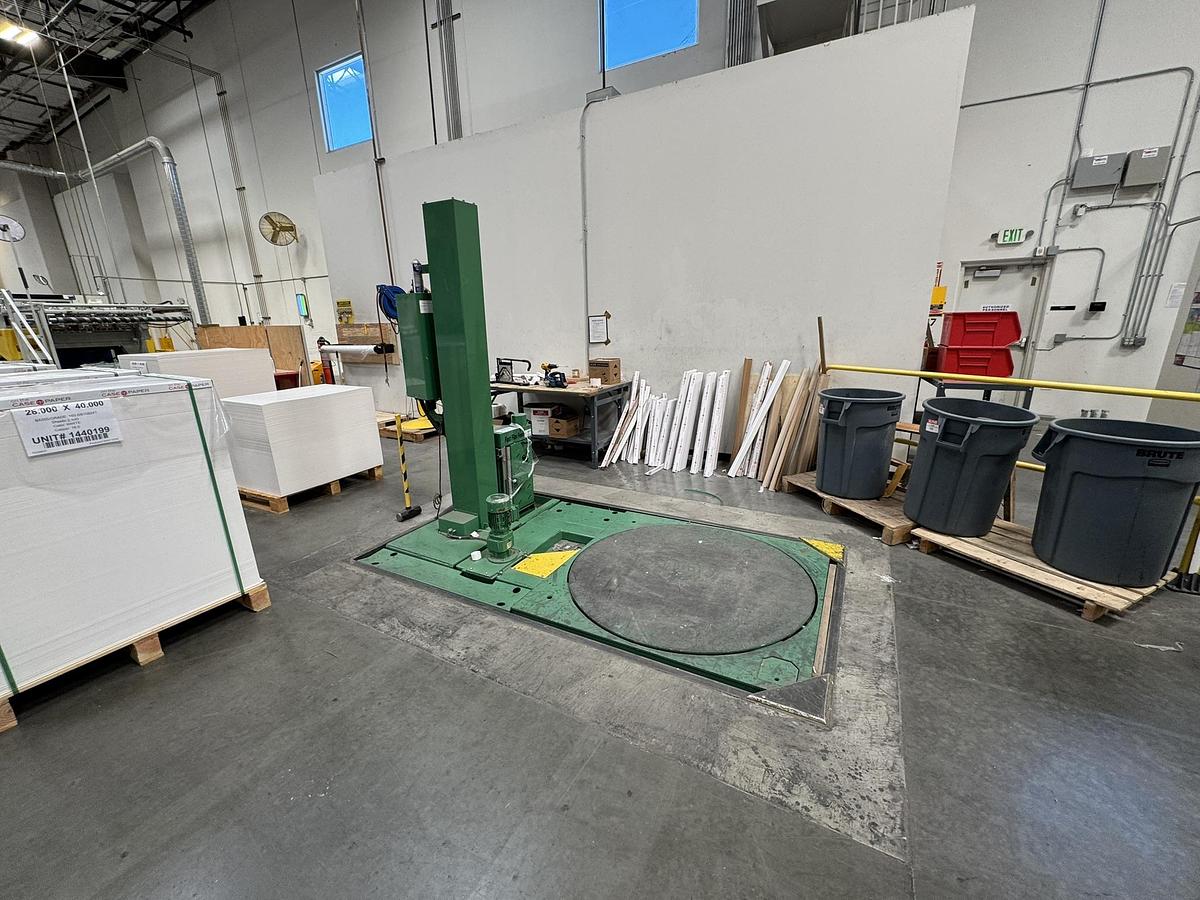 Used HIGHLIGHT INDUSTRIES PREDATOR XS PALLET WRAPPER