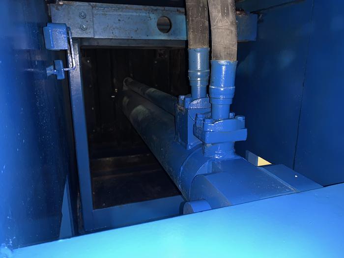 Used C&M HORIZONTAL OPEN END BALER MODEL 3430-0E56 30 HP