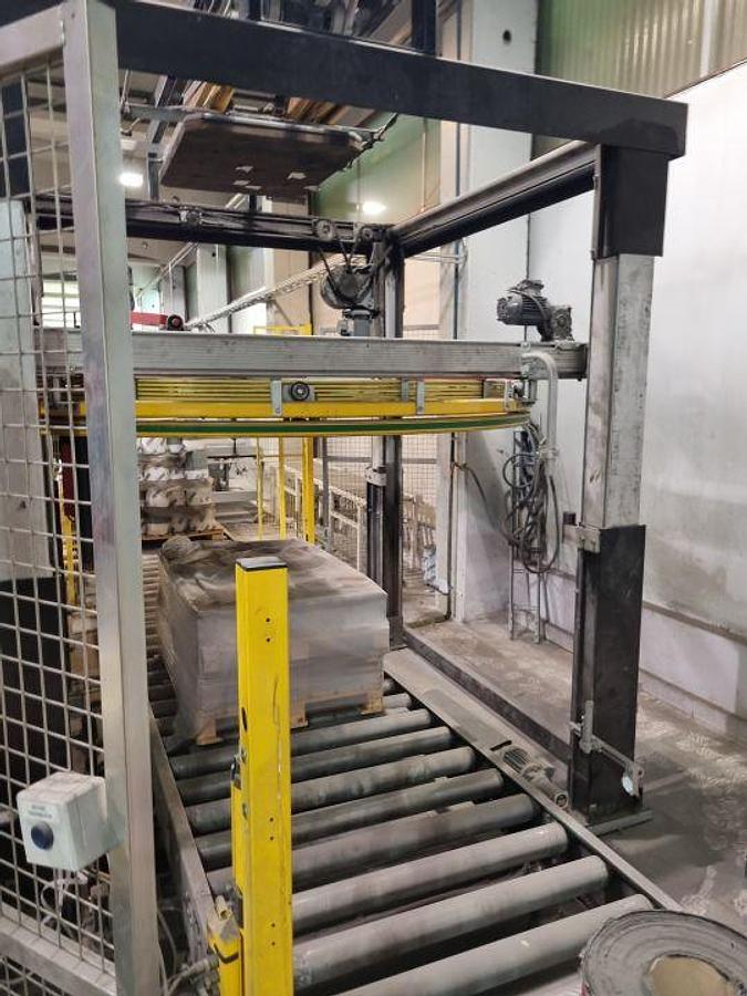 Used SIGNODE (HALOILA) OCTOPUS 1600 BTS PALLET WRAPPING LINE