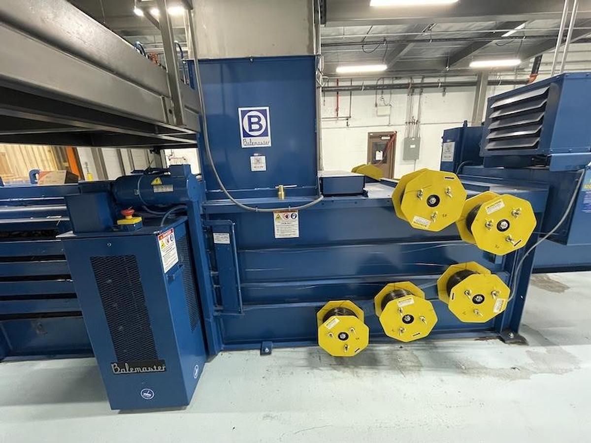 Used BALEMASTER MODEL 4025G-8 HORIZONTAL AUTOTIE BALER MANUFACTURED 2022