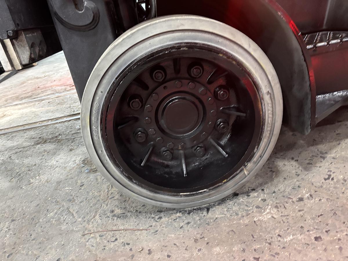 Used 12,000 POUND HYSTER S120FTPRS PAPER ROLL CLAMP FORKLIFT 60" DIAMETER CLAMP 6,500 HOURS