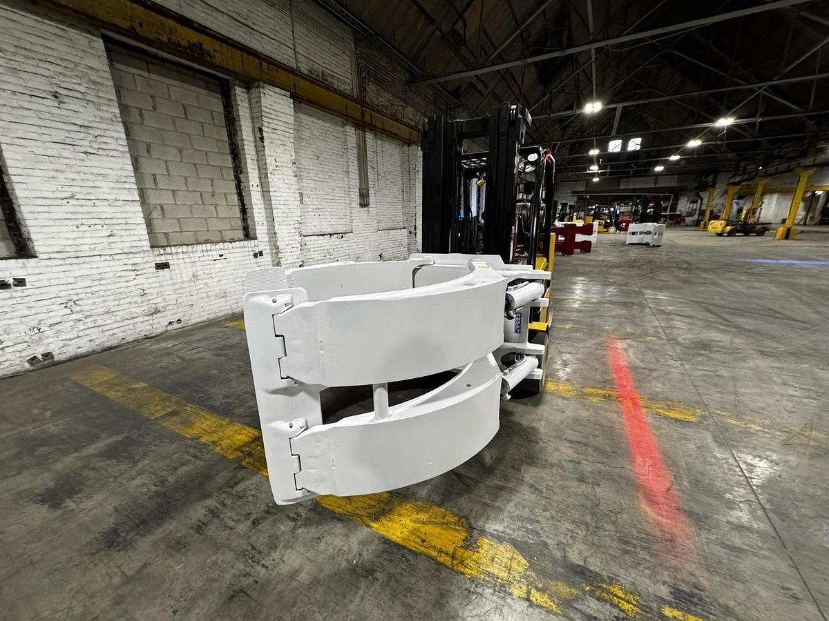 Used 12,000 POUND YALE GLC120VX (Paper Roll Special) PAPER ROLL CLAMP TRUCK WITH 84" CASCADE CLAMP