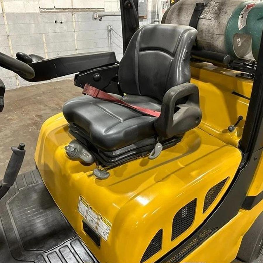 Used 12,000 POUND LB. YALE MODEL GLC120VX WITH 72" CASCADE CLAMP 85"/163" MAST LOW HOURS 3,157