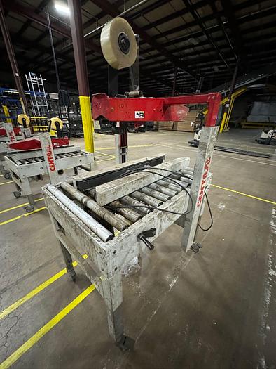 Used CENTRAL CP-322U CASE TAPER CARTON SEALER SYSTEM