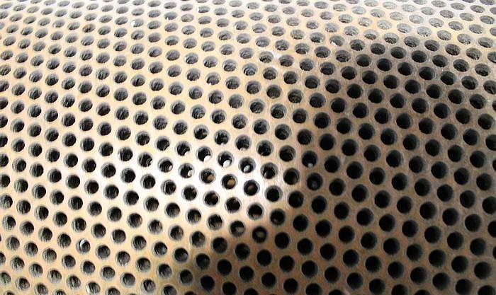 Used SUCTION COUCH ROLL 28" (711MM) DIA X 124" (3150MM) FACE MANCHESTER