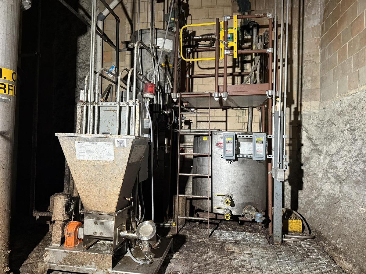 Used 110" (2.8M) VOITH FOURDRINIER PAPER MACHINE (2002) – LINERBOARD / TUBE & CORE – 72" DIAMETER DRYERS – DUAL SHOE PRESS (LBM)