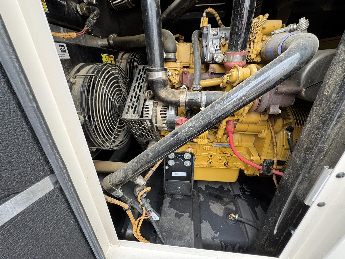 Used 30kW CAT PORTABLE DIESEL GENERATOR SET 2018