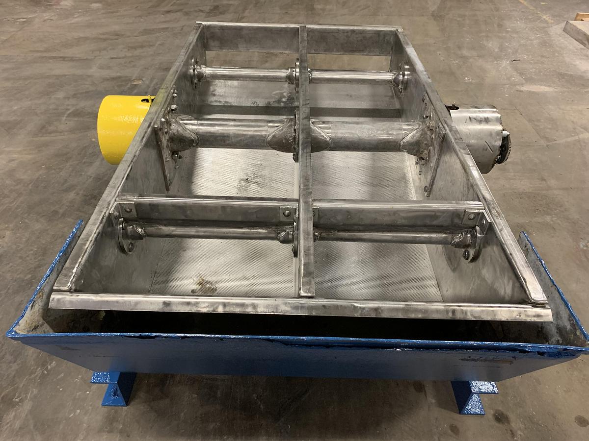 Used BIRD JONSSON  24 VIBRATING SCREEN  S/S  PF