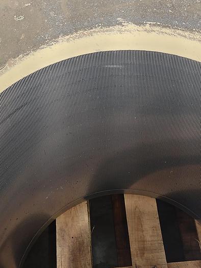 Used BIRD MODEL 400 CENTRISORTER PRESSURE SCREEN MAX SPEED 1400 RPM