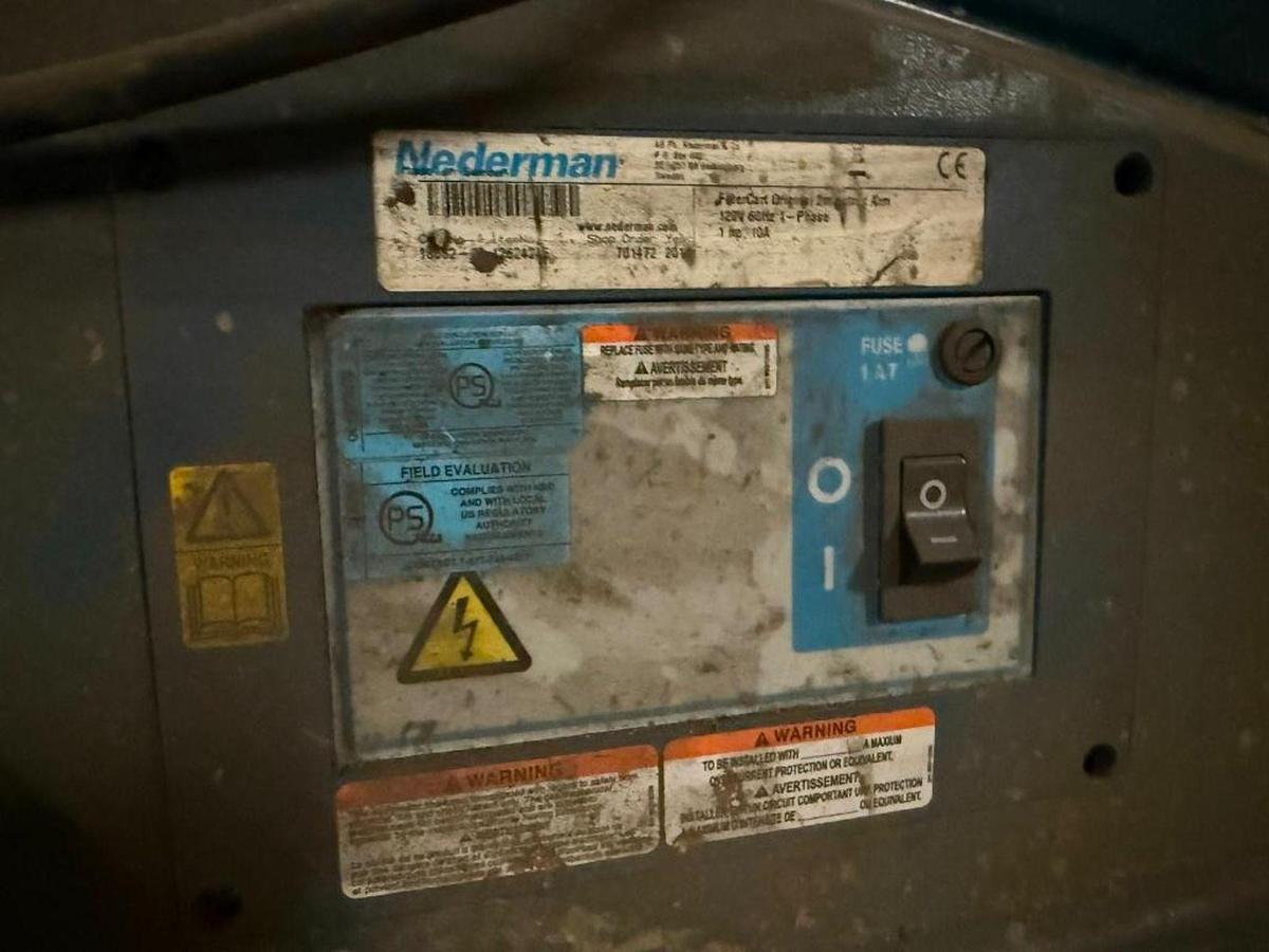 Used NEDERMAN FUME EXTRACTION SYSTEM